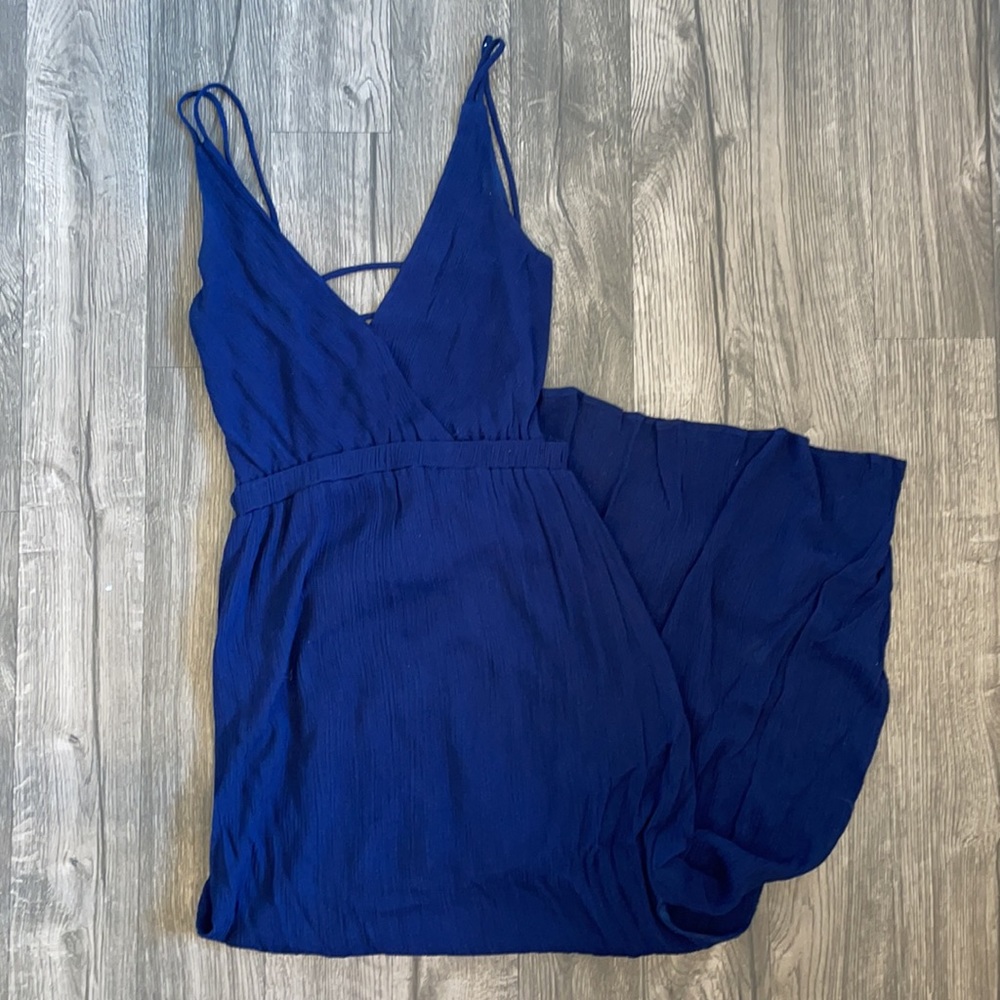 Lulus navy maxi dress size medium
